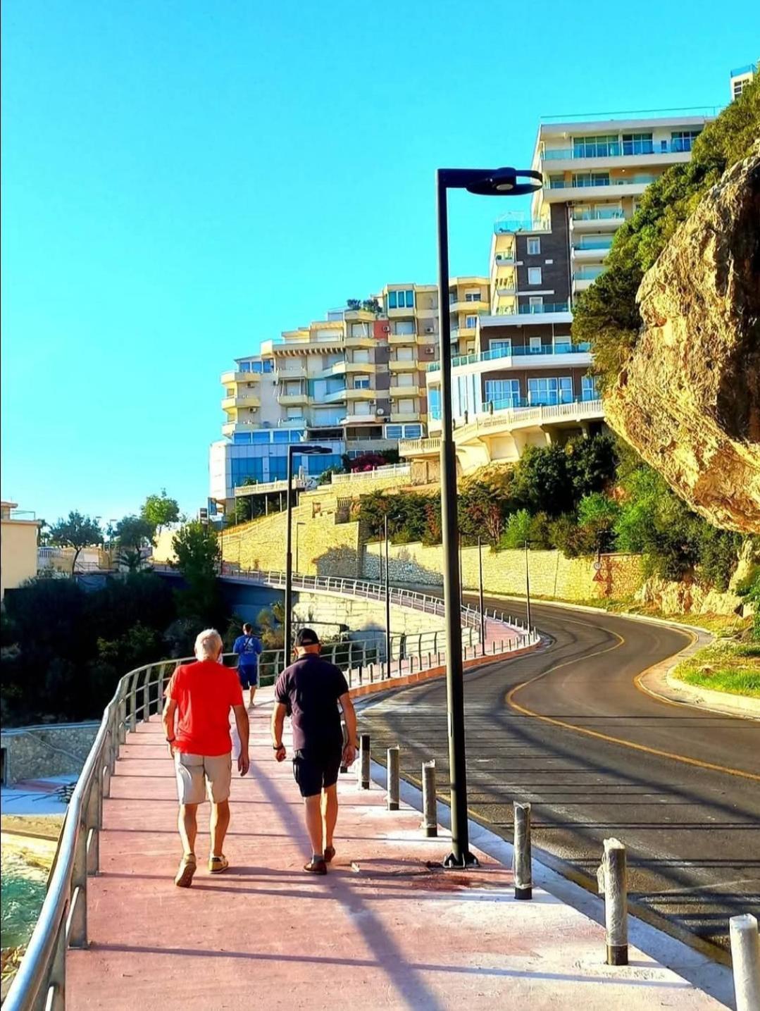 Borns Seaside Appartamento Vlorë